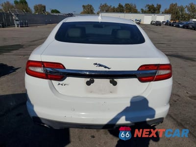 Zdjęcie 6 z 12 samochodu: 2013 JAGUAR XF VIN:SAJWA0ES2DPS82304 - miniatura