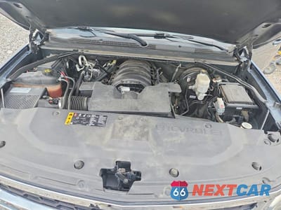 Zdjęcie 12 z 13 samochodu: 2019 CHEVROLET SUBURBAN K1500 LT VIN:1GNSKHKC7KR365516 - miniatura