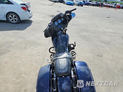 Zdjęcie 6 z 9 samochodu: 2019 HARLEY-DAVIDSON FLHX VIN:1HD1KBC15KB659874 - miniatura