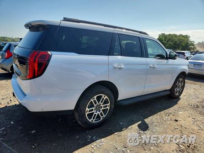 Trzecie zdjęcie samochodu z tyłu: 2025 FORD EXPEDITION ACTIVE VIN:1FMJU1J88SEA23157 - miniatura