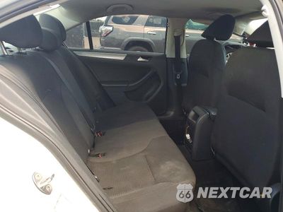 Zdjęcie 10 z 13 samochodu: 2015 VOLKSWAGEN JETTA SE VIN:3VWD17AJ6FM355515 - miniatura