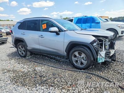 Czwarte zdjęcie samochodu z boku: 2024 TOYOTA RAV4 XLE VIN:2T3W1RFV9RW332378 - miniatura