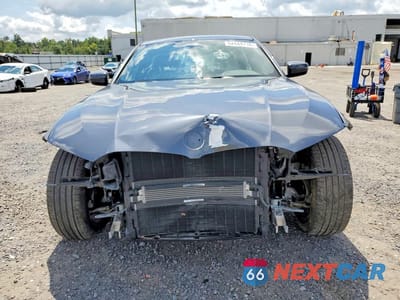 Piąte zdjęcie samochodu w środku: 2021 BMW 330XI VIN:3MW5R7J03M8C00575 - miniatura