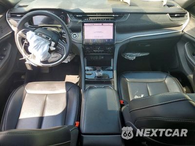 Zdjęcie 8 z 13 samochodu: 2025 JEEP GRAND CHEROKEE L LIMITED VIN:1C4RJKBG4S8641604 - miniatura