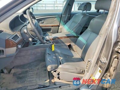 Zdjęcie 7 z 12 samochodu: 2006 BMW 750 LI VIN:WBAHN83596DT28199 - miniatura