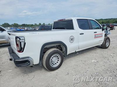 Trzecie zdjęcie samochodu z tyłu: 2022 GMC SIERRA K1500 VIN:1GTPUAEK6NZ592588 - miniatura