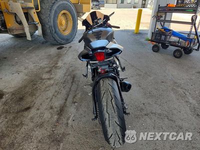 Czwarte zdjęcie samochodu z boku: 2016 YAMAHA YZFR1S VIN:JYARN42E3GA000597 - miniatura