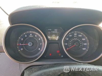 Zdjęcie 9 z 12 samochodu: 2011 HYUNDAI ELANTRA GLS VIN:5NPDH4AE7BH055501 - miniatura