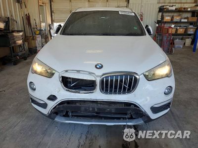 Piąte zdjęcie samochodu w środku: 2018 BMW X1 SDRIVE28I VIN:WBXHU7C39J5L05039 - miniatura