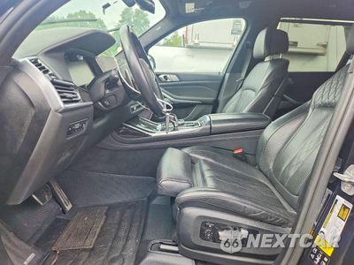 Zdjęcie 7 z 13 samochodu: 2020 BMW X7 M50I VIN:5UXCX6C0XL9B49296 - miniatura