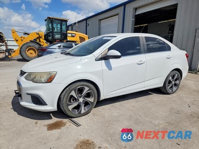2017 CHEVROLET SONIC PREMIER 1G1JF5SB5H4115964 - główne zdjęcie licytacji z USA - miniatura