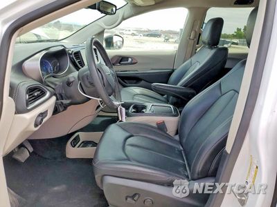 Zdjęcie 7 z 14 samochodu: 2024 CHRYSLER PACIFICA HYBRID SELECT VIN:2C4RC1S72RR147695 - miniatura