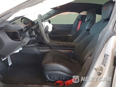 Zdjęcie 7 z 13 samochodu: 2025 PORSCHE TAYCAN GTS VIN:WP0AD2Y15SSA50310 - miniatura