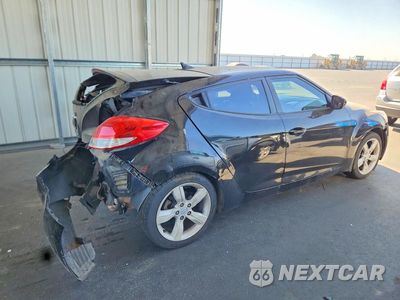 Trzecie zdjęcie samochodu z tyłu: 2012 HYUNDAI VELOSTER BASE VIN:KMHTC6AD9CU042927 - miniatura