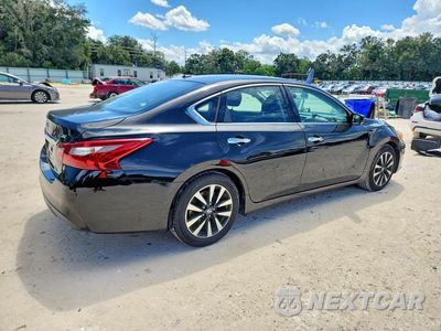 Trzecie zdjęcie samochodu z tyłu: 2018 NISSAN ALTIMA 2.5 SV VIN:1N4AL3AP8JC155166 - miniatura