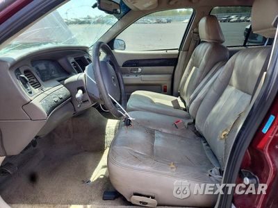Zdjęcie 7 z 12 samochodu: 2007 MERCURY GRAND MARQUIS LS VIN:2MEFM75W37X614880 - miniatura