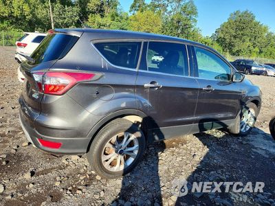 Trzecie zdjęcie samochodu z tyłu: 2017 FORD ESCAPE SE VIN:1FMCU9GD0HUB47949 - miniatura