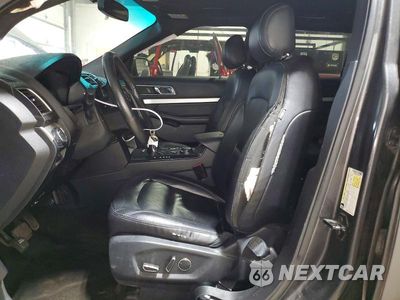 Zdjęcie 7 z 14 samochodu: 2016 FORD EXPLORER XLT VIN:1FM5K8D83GGA93267 - miniatura