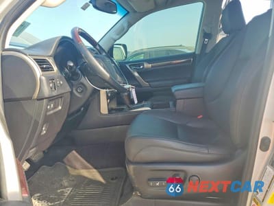Zdjęcie 7 z 13 samochodu: 2019 LEXUS GX 460 VIN:JTJBM7FX0K5232417 - miniatura