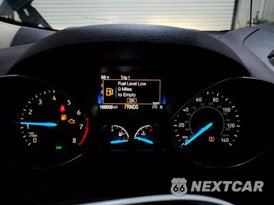 Zdjęcie 9 z 14 samochodu: 2017 FORD ESCAPE TITANIUM VIN:1FMCU9J92HUE61705 - miniatura
