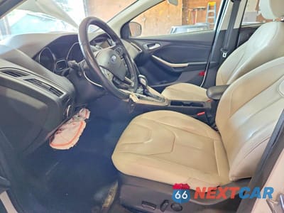 Zdjęcie 7 z 13 samochodu: 2018 FORD FOCUS TITANIUM VIN:1FADP3N24JL314426 - miniatura