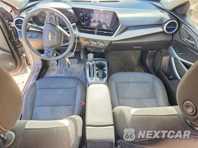 Zdjęcie 8 z 12 samochodu: 2024 CHEVROLET TRAX LS VIN:KL77LFE27RC126772 - miniatura
