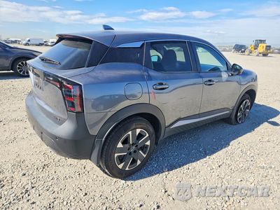 Trzecie zdjęcie samochodu z tyłu: 2025 NISSAN KICKS SV VIN:3N8AP6CB1SL314377 - miniatura