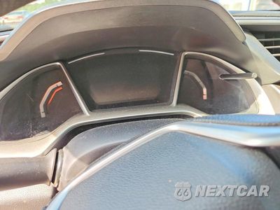 Zdjęcie 9 z 12 samochodu: 2017 HONDA CIVIC EX VIN:19XFC2F77HE002834 - miniatura