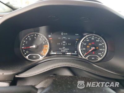 Zdjęcie 9 z 13 samochodu: 2022 JEEP RENEGADE LATITUDE VIN:ZACNJDB12NPN79412 - miniatura
