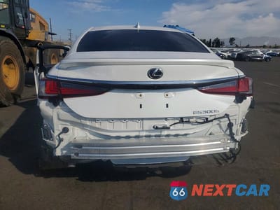 Zdjęcie 6 z 12 samochodu: 2025 LEXUS ES 300H LUXURY VIN:58AEA1C13SU076597 - miniatura