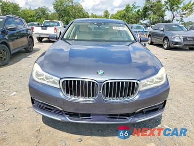 Piąte zdjęcie samochodu w środku: 2016 BMW 750 XI VIN:WBA7F2C57GG419641 - miniatura