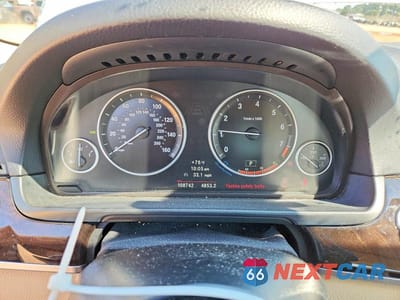 Zdjęcie 9 z 13 samochodu: 2013 BMW 5ER 528 I VIN:WBAXG5C51DD229300 - miniatura