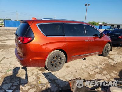 Trzecie zdjęcie samochodu z tyłu: 2018 CHRYSLER PACIFICA TOURING L PLUS VIN:2C4RC1EG3JR271006 - miniatura