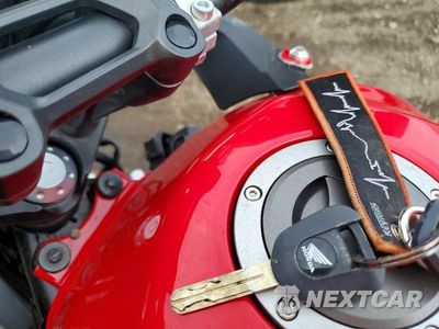 Zdjęcie 8 z 9 samochodu: 2019 HONDA CB500 X VIN:MLHPC641XK5000067 - miniatura