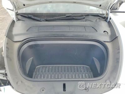 Zdjęcie 12 z 14 samochodu: 2022 TESLA MODEL Y VIN:7SAYGDEE1NA012001 - miniatura
