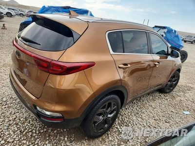 Trzecie zdjęcie samochodu z tyłu: 2021 KIA SPORTAGE S VIN:KNDP6CAC1M7898631 - miniatura