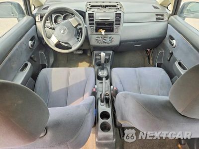 Zdjęcie 8 z 13 samochodu: 2009 NISSAN VERSA 1.6 BASE VIN:3N1CC11E29L493266 - miniatura