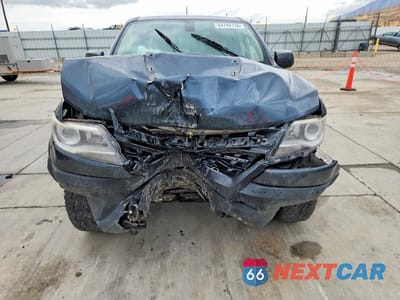 Piąte zdjęcie samochodu w środku: 2019 CHEVROLET COLORADO ZR2 VIN:1GCPTEE10K1253708 - miniatura
