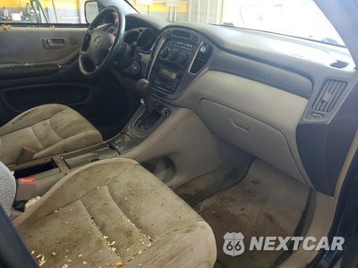Zdjęcie 8 z 12 samochodu: 2002 TOYOTA HIGHLANDER BASE VIN:JTEGD21A220038138 - miniatura