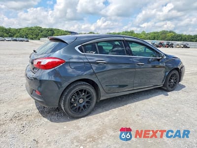 Trzecie zdjęcie samochodu z tyłu: 2018 CHEVROLET CRUZE PREMIER VIN:3G1BF6SM4JS620993 - miniatura
