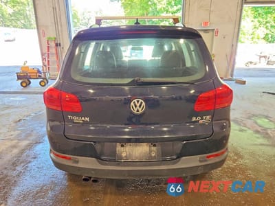 Zdjęcie 6 z 13 samochodu: 2018 VOLKSWAGEN TIGUAN LIMITED VIN:WVGBV7AX4JK001782 - miniatura