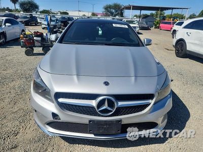 Piąte zdjęcie samochodu w środku: 2018 MERCEDES-BENZ CLA 250 VIN:WDDSJ4EB9JN521123 - miniatura