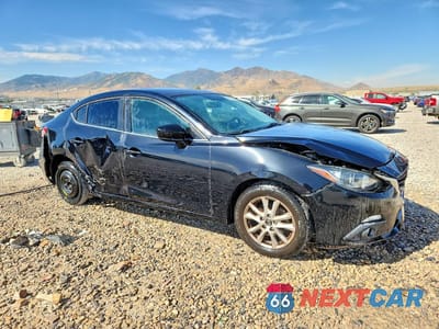 Czwarte zdjęcie samochodu z boku: 2015 MAZDA 3 TOURING VIN:3MZBM1V7XFM236568 - miniatura