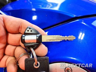 Zdjęcie 8 z 9 samochodu: 2006 SUZUKI GSX-R600 K6 VIN:JS1GN7DA262110518 - miniatura