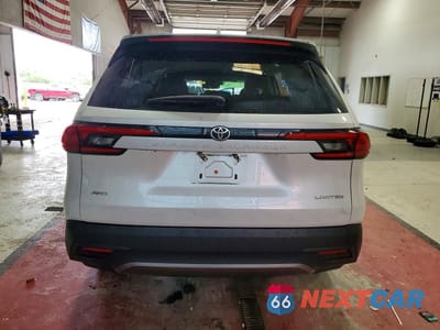 Zdjęcie 6 z 13 samochodu: 2024 TOYOTA GRAND HIGHLANDER LIMITED VIN:5TDAAAB5XRS031041 - miniatura