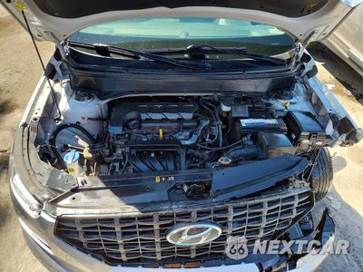 Zdjęcie 11 z 12 samochodu: 2021 HYUNDAI VENUE SE VIN:KMHRB8A33MU068182 - miniatura