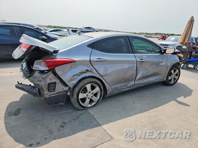 Trzecie zdjęcie samochodu z tyłu: 2013 HYUNDAI ELANTRA GLS VIN:KMHDH4AE9DU812922 - miniatura