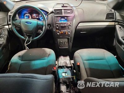 Zdjęcie 8 z 13 samochodu: 2016 FORD EXPLORER VIN:1FM5K8AR6GGA01632 - miniatura