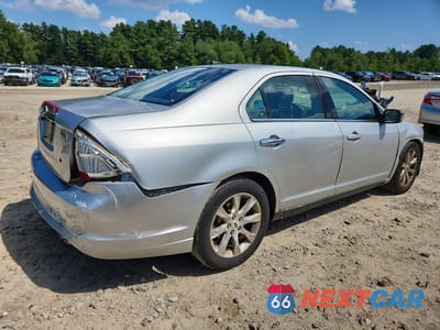 Trzecie zdjęcie samochodu z tyłu: 2011 FORD FUSION SEL VIN:3FAHP0JA8BR100975 - miniatura