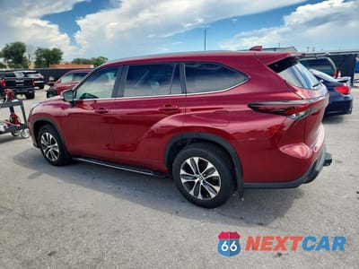 Drugie zdjęcie samochodu z przodu: 2024 TOYOTA HIGHLANDER XLE VIN:5TDKDRAH9RS053179 - miniatura
